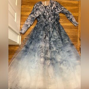 Saiid Kobeisy Ready To Wear Abstract-Print Long Sleeve Gown Size 12/14